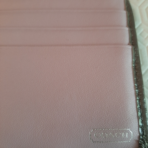 Coach  wallet - Picture 2 of 10